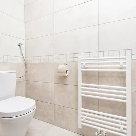 アパート Haus Unter Gerlitzen ボーデンスドルフ