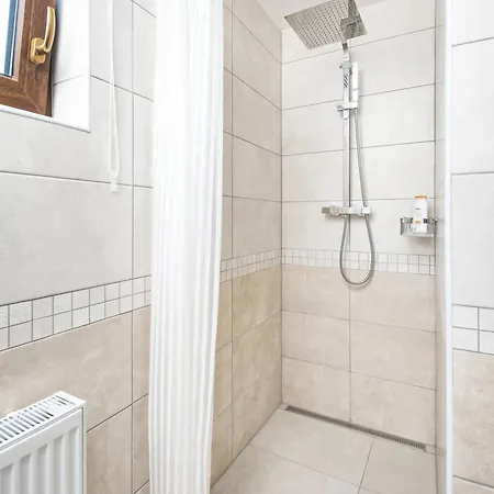 Haus Unter Gerlitzen * ボーデンスドルフ